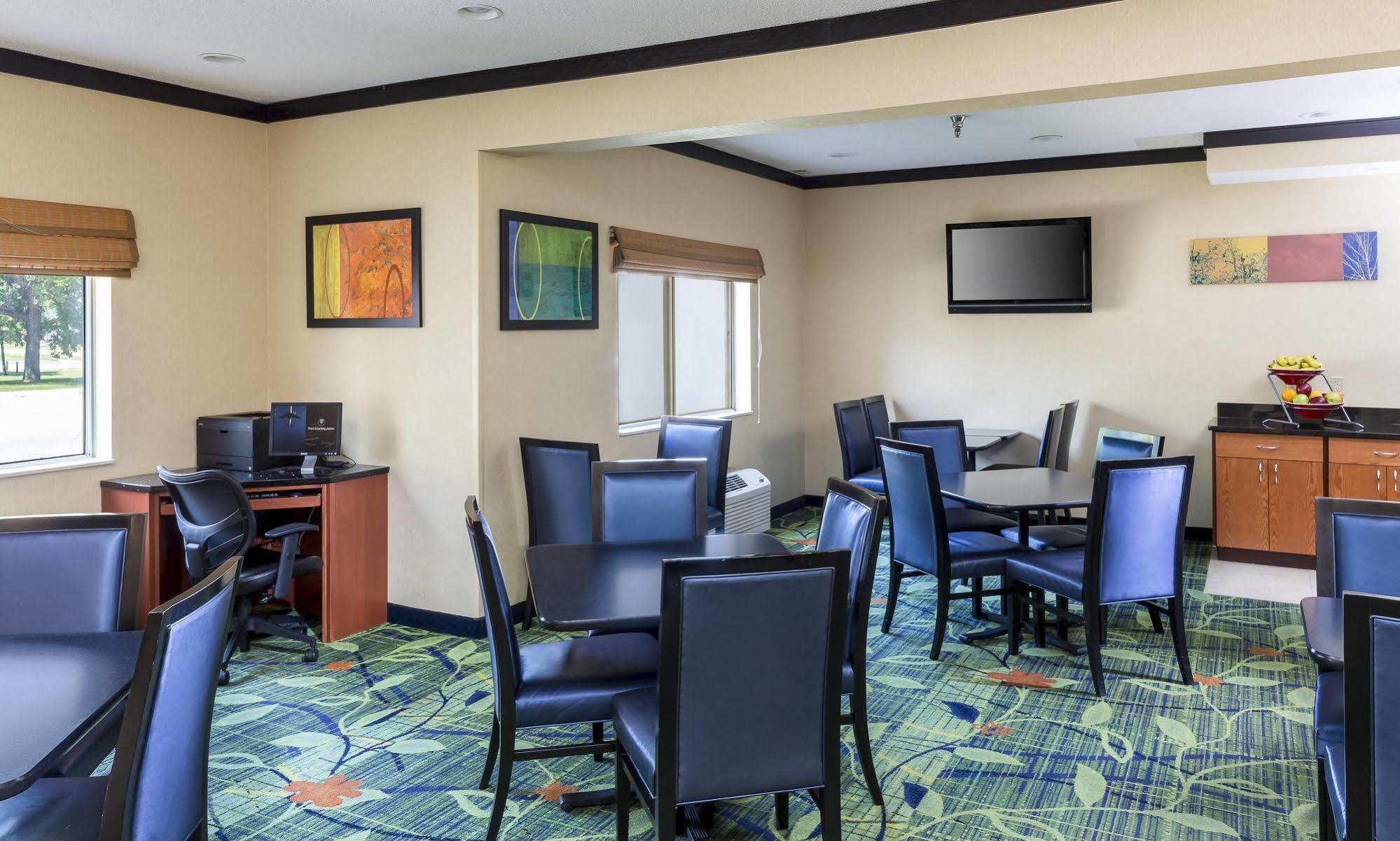 Fairfield Inn By Marriott Forsyth Decatur Экстерьер фото